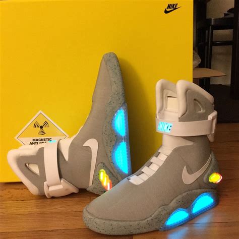 Nike back to the future 2011